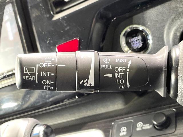 ステップワゴンスパーダ スパーダ・クールスピリット ホンダセンシング 両側電動ドア 後席モニター 禁煙車 衝突軽減装置 レーダークルーズ バックカメラ ETC シートヒーター LEDヘッド オートライト スマートキー パドルシフト 純正17インチアルミホイール(46枚目)