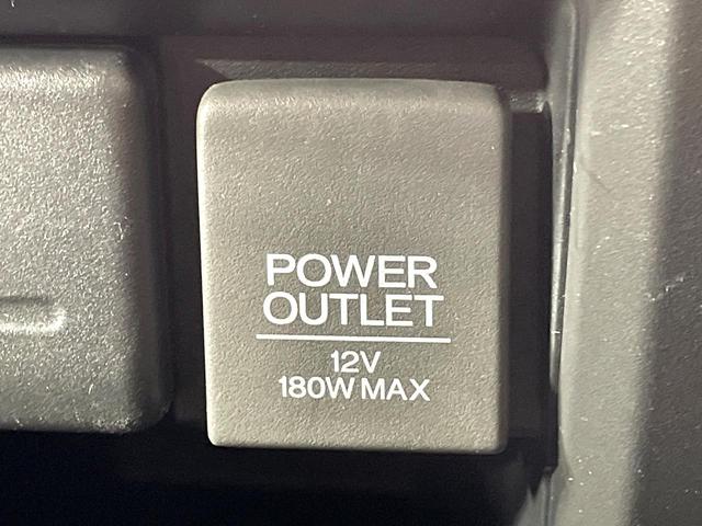 ステップワゴンスパーダ スパーダ・クールスピリット ホンダセンシング 両側電動ドア 後席モニター 禁煙車 衝突軽減装置 レーダークルーズ バックカメラ ETC シートヒーター LEDヘッド オートライト スマートキー パドルシフト 純正17インチアルミホイール(59枚目)