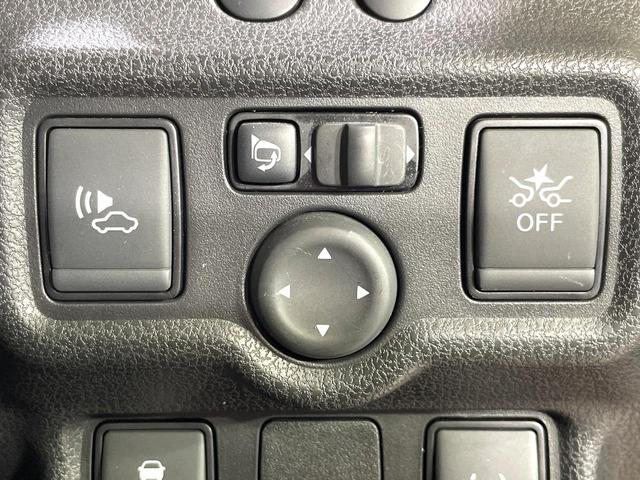 ノート e-パワー メダリスト 純正ナビ 禁煙車 衝突軽減装置 全周囲カメラ デジタルインナーミラー ETC ドラレコ ハーフレザーシート 車線逸脱警報 オートエアコン LEDヘッド オートライト 横滑防止装置 ステアリングスイッチ(5枚目)