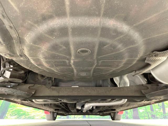 ノート e-パワー メダリスト 純正ナビ 禁煙車 衝突軽減装置 全周囲カメラ デジタルインナーミラー ETC ドラレコ ハーフレザーシート 車線逸脱警報 オートエアコン LEDヘッド オートライト 横滑防止装置 ステアリングスイッチ(19枚目)