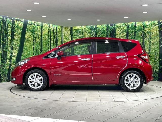 ノート e-パワー メダリスト 純正ナビ 禁煙車 衝突軽減装置 全周囲カメラ デジタルインナーミラー ETC ドラレコ ハーフレザーシート 車線逸脱警報 オートエアコン LEDヘッド オートライト 横滑防止装置 ステアリングスイッチ(26枚目)