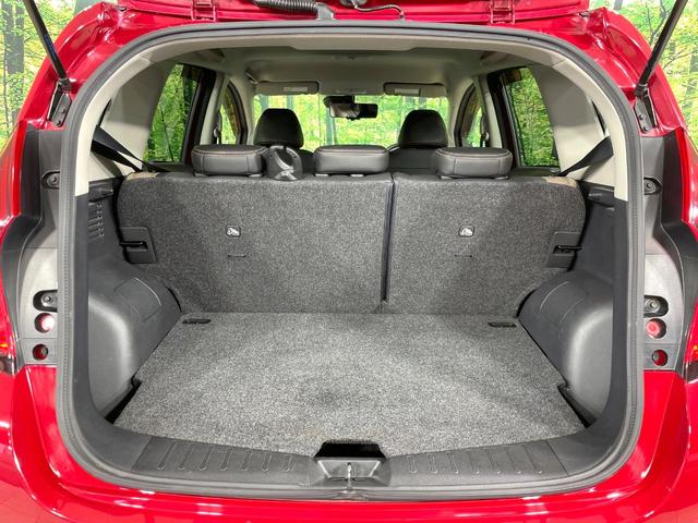 ノート e-パワー メダリスト 純正ナビ 禁煙車 衝突軽減装置 全周囲カメラ デジタルインナーミラー ETC ドラレコ ハーフレザーシート 車線逸脱警報 オートエアコン LEDヘッド オートライト 横滑防止装置 ステアリングスイッチ(40枚目)