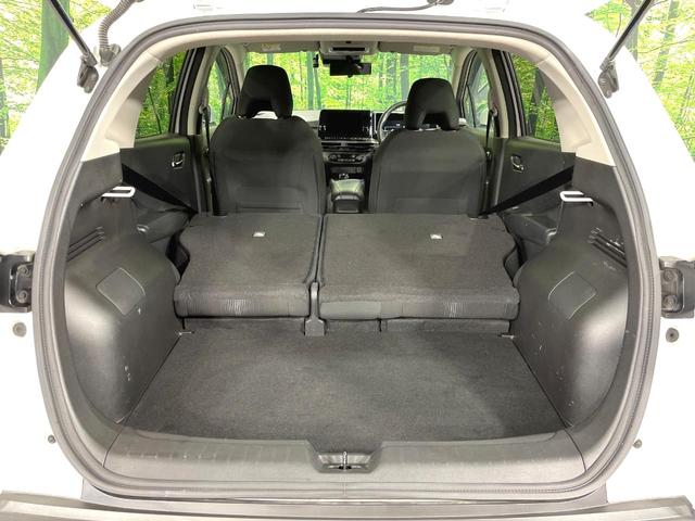 ノート Ｘ　禁煙車　プロパイロット　メーカー８型ナビ　全周囲カメラ　衝突被害軽減装置　２．０ＥＴＣ　フルセグＴＶ　シートヒーター　ドラレコ　デジタルインナーミラー　ブラインドスポットモニター　ＬＥＤヘッドライト（10枚目）