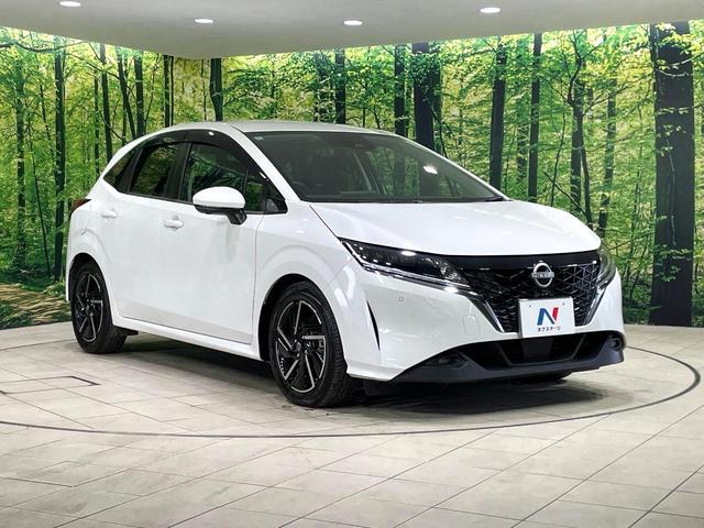 ノート Ｘ　禁煙車　プロパイロット　メーカー８型ナビ　全周囲カメラ　衝突被害軽減装置　２．０ＥＴＣ　フルセグＴＶ　シートヒーター　ドラレコ　デジタルインナーミラー　ブラインドスポットモニター　ＬＥＤヘッドライト（16枚目）
