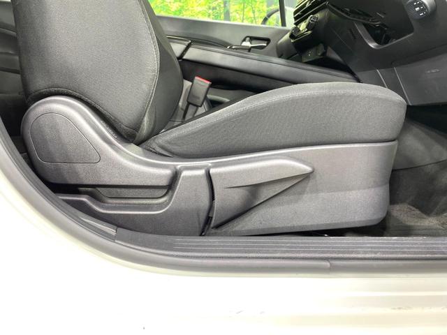 ノート Ｘ　禁煙車　プロパイロット　メーカー８型ナビ　全周囲カメラ　衝突被害軽減装置　２．０ＥＴＣ　フルセグＴＶ　シートヒーター　ドラレコ　デジタルインナーミラー　ブラインドスポットモニター　ＬＥＤヘッドライト（44枚目）