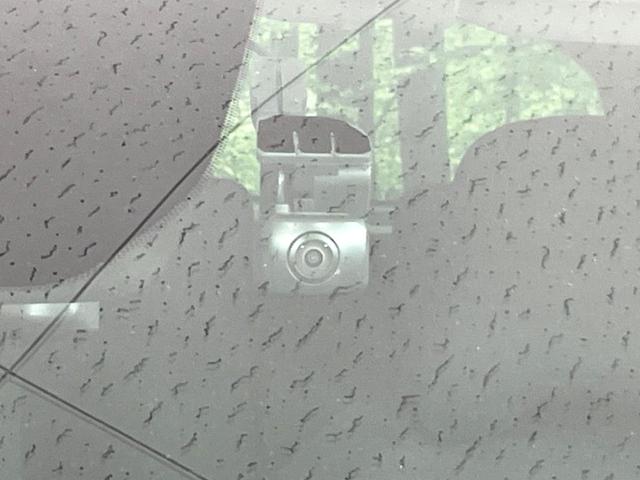 ノート Ｘ　禁煙車　プロパイロット　メーカー８型ナビ　全周囲カメラ　衝突被害軽減装置　２．０ＥＴＣ　フルセグＴＶ　シートヒーター　ドラレコ　デジタルインナーミラー　ブラインドスポットモニター　ＬＥＤヘッドライト（55枚目）