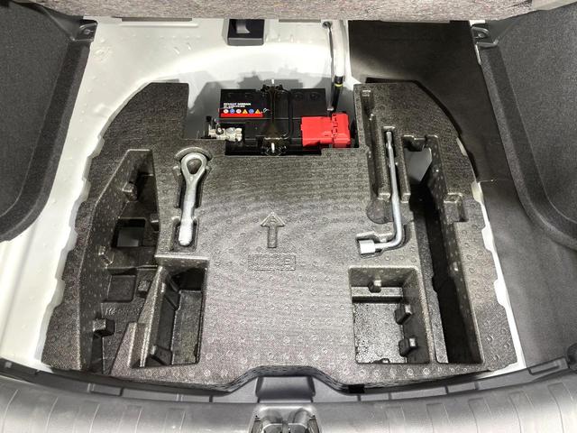 キックス X 禁煙車 純正SDナビ 衝突被害軽減装置 プロパイロット 全周囲モニター デジタルインナーミラー ETC クリアランスソナー フルセグTV LEDヘッドライト オートマチックハイビーム オートエアコン(55枚目)