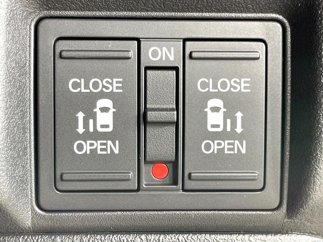 N-BOXカスタム ベースグレード 届出済未使用車 両側電動スライド ホンダセンシング レーダークルーズ 禁煙車 シートヒーター コーナーセンサー スマートキー LEDヘッドライト オートハイビーム レーンキープ 車線逸脱警報(3枚目)