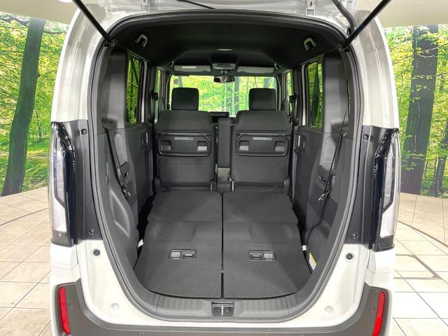 N-BOXカスタム ベースグレード 届出済未使用車 両側電動スライド ホンダセンシング レーダークルーズ 禁煙車 シートヒーター コーナーセンサー スマートキー LEDヘッドライト オートハイビーム レーンキープ 車線逸脱警報(10枚目)