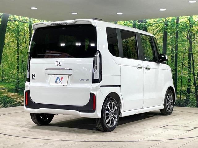 N-BOXカスタム ベースグレード 届出済未使用車 両側電動スライド ホンダセンシング レーダークルーズ 禁煙車 シートヒーター コーナーセンサー スマートキー LEDヘッドライト オートハイビーム レーンキープ 車線逸脱警報(17枚目)