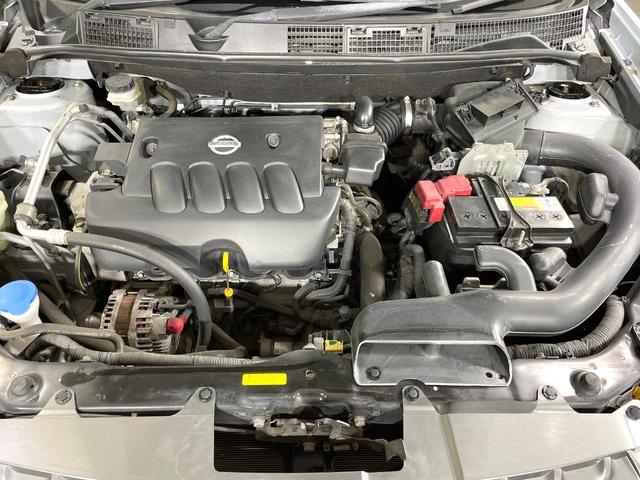 デュアリス ２０Ｇ　ガラスルーフ　純正ＳＤナビ　禁煙車　ドラレコ　ＥＴＣ　ＨＩＤヘッド　オートライト　デュアルエアコン　純正１７インチアルミホイール　ＣＤ　ＤＶＤ再生　地デジ　オートエアコン　スマートキー　シートリフター（18枚目）