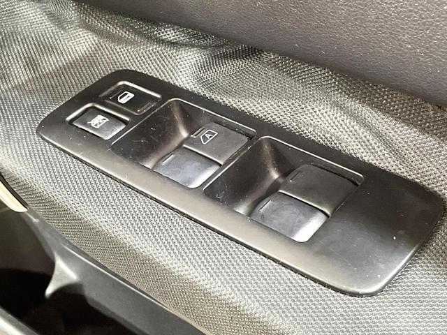 デュアリス ２０Ｇ　ガラスルーフ　純正ＳＤナビ　禁煙車　ドラレコ　ＥＴＣ　ＨＩＤヘッド　オートライト　デュアルエアコン　純正１７インチアルミホイール　ＣＤ　ＤＶＤ再生　地デジ　オートエアコン　スマートキー　シートリフター（54枚目）