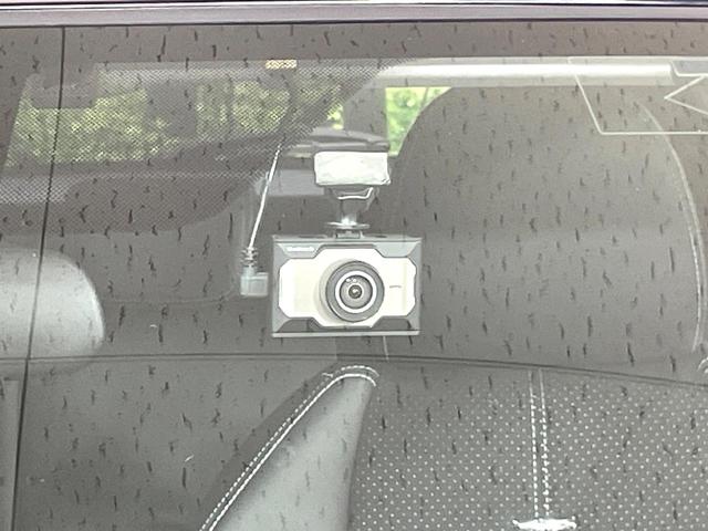 アクア G G’s 純正SDナビ バックカメラ 衝突被害軽減システム 禁煙車 ハーフレザーシート ドラレコ スマートキー LEDヘッド ビルトインETC クルコン オートハイビーム 車線逸脱警報 オートライト(6枚目)