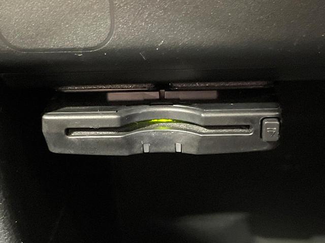 N-BOX G・Lパッケージ 純正ナビ 電動スライドドア バックカメラ 禁煙車 ETC スマートキー LEDヘッドライト Bluetooth接続 オートエアコン CD/DVD再生 アイドリングストップ 衝突安全ボディ(6枚目)