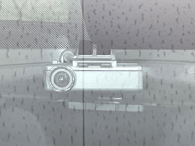 ノート e-パワー X 純正ナビ 禁煙 衝突軽減装置 全周囲カメラ レーダークルーズ 車線逸脱警報 デジタルインナーミラー ドラレコ ETC Bluetooth接続 LEDヘッド オートエアコン 純正15インチアルミホイール(7枚目)