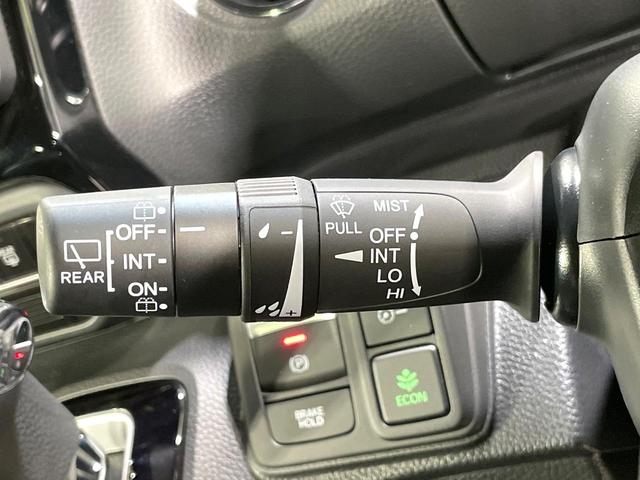 N-BOXカスタム L 禁煙車 純正SDナビ 衝突被害軽減装置 レーダークルコン 電動スライドドア シートヒーター バックカメラ ETC フルセグTV ドラレコ LEDヘッドライト オートマチックハイビーム オートライト(37枚目)