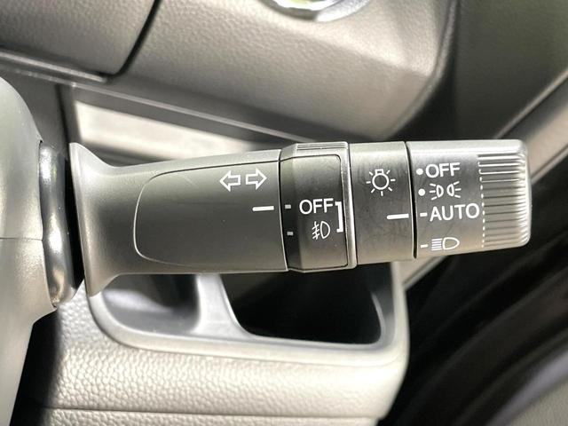 N-BOXカスタム L 禁煙車 純正SDナビ 衝突被害軽減装置 レーダークルコン 電動スライドドア シートヒーター バックカメラ ETC フルセグTV ドラレコ LEDヘッドライト オートマチックハイビーム オートライト(38枚目)