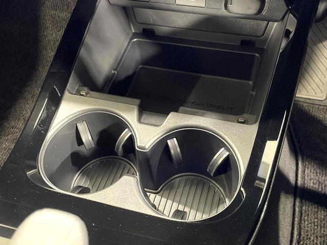 プリウス Z 純正12型ナビ 全方位カメラ シートメモリ 電動リアゲート 衝突軽減装置 レーダークルーズ ベンチレーション パーキングアシスト ETC ブラインドスポットモニター LEDヘッド スペアタイヤ 禁煙車(57枚目)