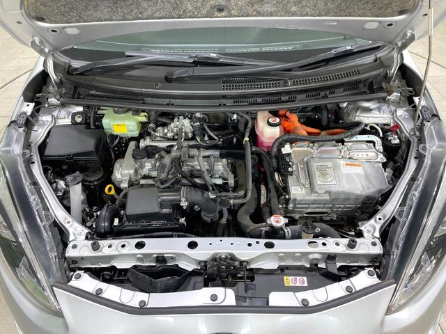 アクア Ｇソフトレザーセレクション　純正ナビ　衝突軽減装置　クルコン　シートヒーター　ＥＴＣ　ドラレコ　ＬＥＤヘッド　オートライト　車線逸脱警報　オートマチックハイビーム　横滑り防止装置　スマートキー　プッシュスタート　オートエアコン（18枚目）