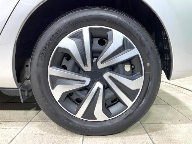 アクア Ｇソフトレザーセレクション　純正ナビ　衝突軽減装置　クルコン　シートヒーター　ＥＴＣ　ドラレコ　ＬＥＤヘッド　オートライト　車線逸脱警報　オートマチックハイビーム　横滑り防止装置　スマートキー　プッシュスタート　オートエアコン（29枚目）