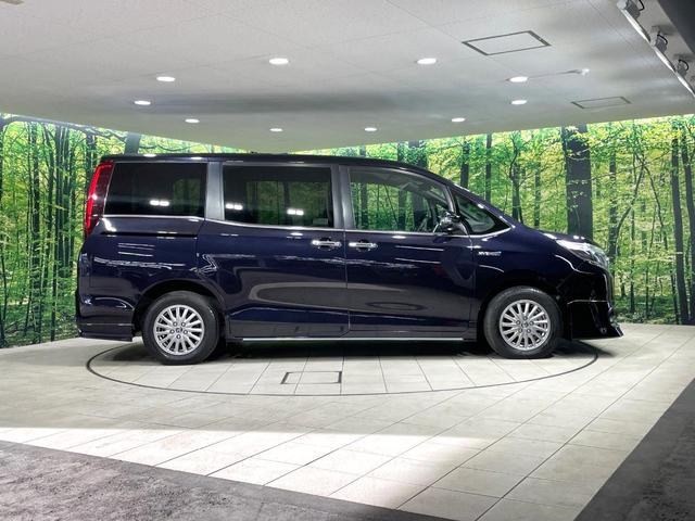 エスクァイア ハイブリッドGi 両側電動スライド 純正9インチナビ フリップダウン バックカメラ トヨタセーフティセンス 禁煙車 合皮シート シートヒーター ドラレコ スマートキー LEDヘッドライト ETC クルコン(28枚目)