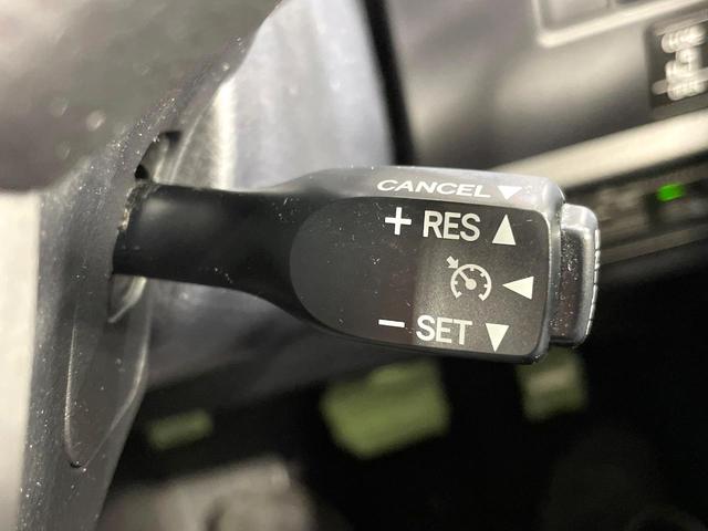 エスクァイア ハイブリッドGi 両側電動スライド 純正9インチナビ フリップダウン バックカメラ トヨタセーフティセンス 禁煙車 合皮シート シートヒーター ドラレコ スマートキー LEDヘッドライト ETC クルコン(46枚目)