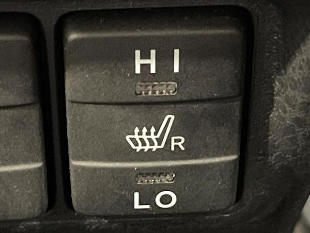 エスクァイア ハイブリッドGi 両側電動スライド 純正9インチナビ フリップダウン バックカメラ トヨタセーフティセンス 禁煙車 合皮シート シートヒーター ドラレコ スマートキー LEDヘッドライト ETC クルコン(47枚目)