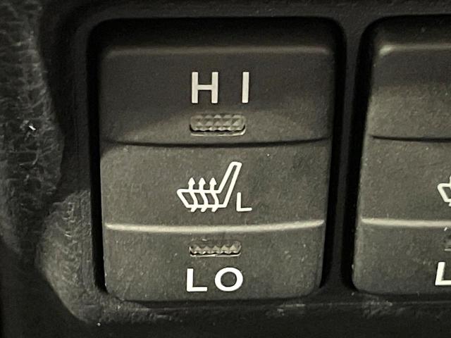 エスクァイア ハイブリッドGi 両側電動スライド 純正9インチナビ フリップダウン バックカメラ トヨタセーフティセンス 禁煙車 合皮シート シートヒーター ドラレコ スマートキー LEDヘッドライト ETC クルコン(48枚目)