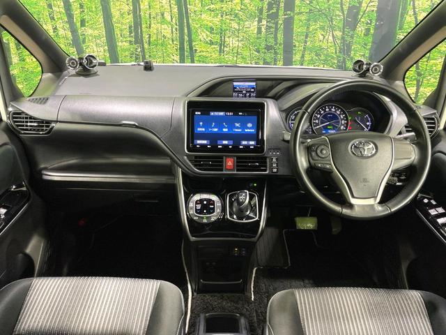 ヴォクシー ハイブリッドＺＳ　煌ＩＩ　両側電動スライド　純正９インチナビ　バックカメラ　トヨタセーフティセンス　禁煙車　シートヒーター　ＬＥＤヘッドライト　ドラレコ　コーナーセンサー　スマートキー　ＥＴＣ　クルコン　オートハイビーム（2枚目）