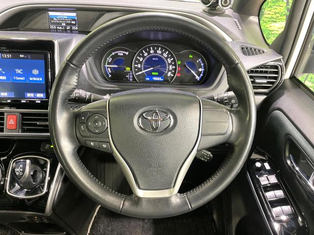 ヴォクシー ハイブリッドＺＳ　煌ＩＩ　両側電動スライド　純正９インチナビ　バックカメラ　トヨタセーフティセンス　禁煙車　シートヒーター　ＬＥＤヘッドライト　ドラレコ　コーナーセンサー　スマートキー　ＥＴＣ　クルコン　オートハイビーム（12枚目）