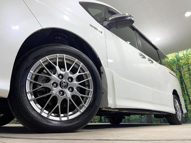 ヴォクシー ハイブリッドＺＳ　煌ＩＩ　両側電動スライド　純正９インチナビ　バックカメラ　トヨタセーフティセンス　禁煙車　シートヒーター　ＬＥＤヘッドライト　ドラレコ　コーナーセンサー　スマートキー　ＥＴＣ　クルコン　オートハイビーム（13枚目）