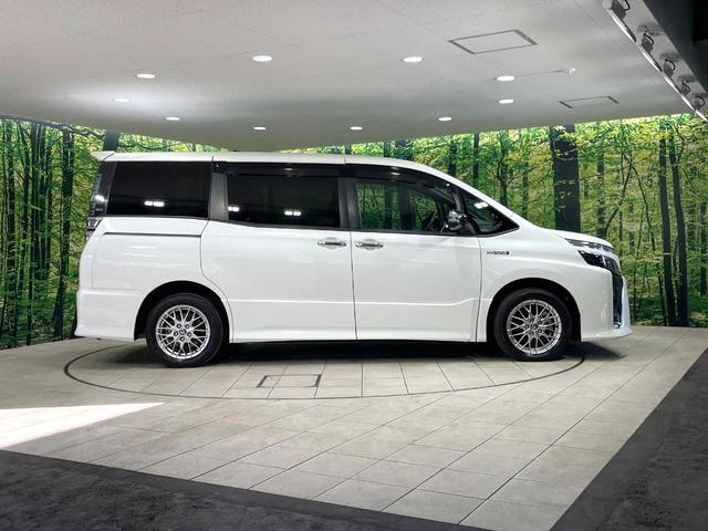 ヴォクシー ハイブリッドＺＳ　煌ＩＩ　両側電動スライド　純正９インチナビ　バックカメラ　トヨタセーフティセンス　禁煙車　シートヒーター　ＬＥＤヘッドライト　ドラレコ　コーナーセンサー　スマートキー　ＥＴＣ　クルコン　オートハイビーム（28枚目）