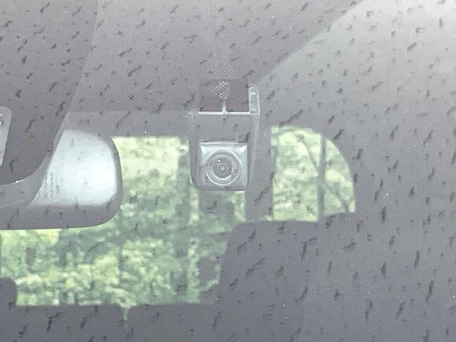 ヴォクシー ハイブリッドＺＳ　煌ＩＩ　両側電動スライド　純正９インチナビ　バックカメラ　トヨタセーフティセンス　禁煙車　シートヒーター　ＬＥＤヘッドライト　ドラレコ　コーナーセンサー　スマートキー　ＥＴＣ　クルコン　オートハイビーム（34枚目）