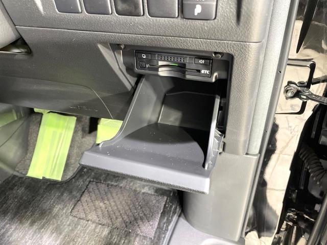 ヴェルファイア ２．４Ｚ　ゴールデンアイズ　両側電動スライド　純正８型ナビ　バックカメラ　パワーバックドア　クルーズコントロール　ＥＴＣ　コーナーセンサー　スマートキー　オートエアコン　ＨＩＤヘッド　純正１８インチアルミ　横滑り防止装置（61枚目）