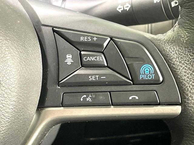 セレナ ｅ－パワー　ハイウェイスターＶ　純正１０型ナビ　プロパイロット　両側電動ドア　全周囲カメラ　デジタルインナーミラー　ブラインドスポットモニター　シートヒーター　ドラレコ　ＥＴＣ　防水シート　ＬＥＤヘッド　リアオートエアコン　禁煙車（4枚目）