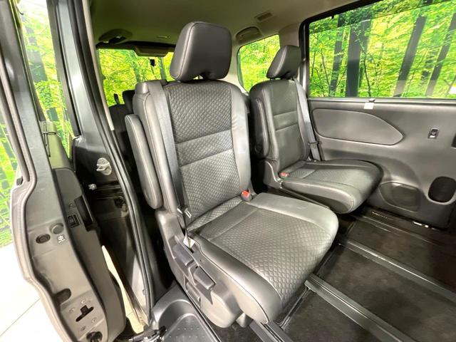 セレナ ｅ－パワー　ハイウェイスターＶ　純正１０型ナビ　プロパイロット　両側電動ドア　全周囲カメラ　デジタルインナーミラー　ブラインドスポットモニター　シートヒーター　ドラレコ　ＥＴＣ　防水シート　ＬＥＤヘッド　リアオートエアコン　禁煙車（9枚目）