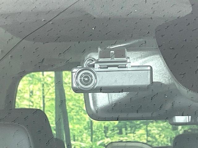 セレナ ｅ－パワー　ハイウェイスターＶ　純正１０型ナビ　プロパイロット　両側電動ドア　全周囲カメラ　デジタルインナーミラー　ブラインドスポットモニター　シートヒーター　ドラレコ　ＥＴＣ　防水シート　ＬＥＤヘッド　リアオートエアコン　禁煙車（36枚目）