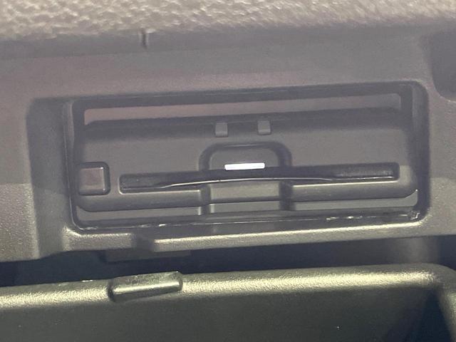 セレナ ｅ－パワー　ハイウェイスターＶ　純正１０型ナビ　プロパイロット　両側電動ドア　全周囲カメラ　デジタルインナーミラー　ブラインドスポットモニター　シートヒーター　ドラレコ　ＥＴＣ　防水シート　ＬＥＤヘッド　リアオートエアコン　禁煙車（37枚目）