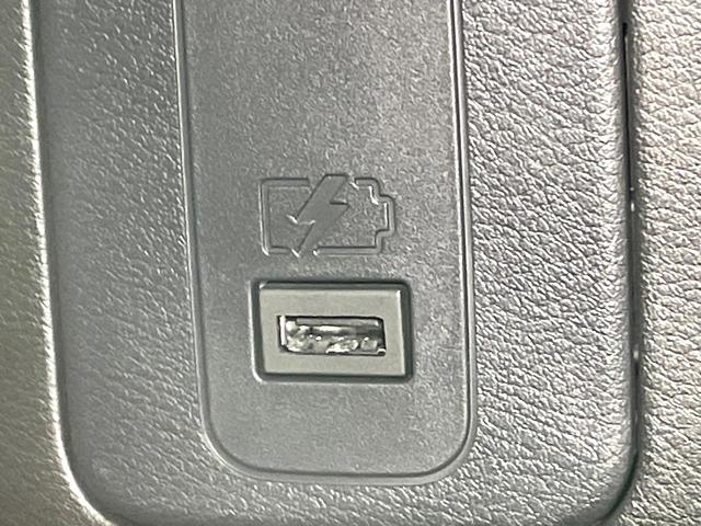 セレナ ｅ－パワー　ハイウェイスターＶ　純正１０型ナビ　プロパイロット　両側電動ドア　全周囲カメラ　デジタルインナーミラー　ブラインドスポットモニター　シートヒーター　ドラレコ　ＥＴＣ　防水シート　ＬＥＤヘッド　リアオートエアコン　禁煙車（65枚目）