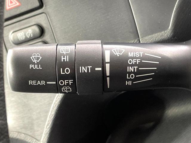 アクア G 純正SDナビ バックカメラ ドライブレコーダー ETC オートライト オートエアコン スマートキー プッシュスタート TV 禁煙車 CD再生 革巻きステアリング アームレスト 電動格納ミラー(50枚目)