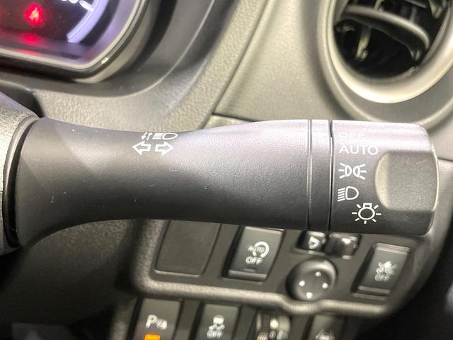 ノート X 衝突軽減 SDナビ バックカメラ ETC スマートキー コーナーセンサー アイドリングストップ 車線逸脱警報 横滑り防止装置 電動格納ミラー オートライト 純正14インチホイール 禁煙車(38枚目)