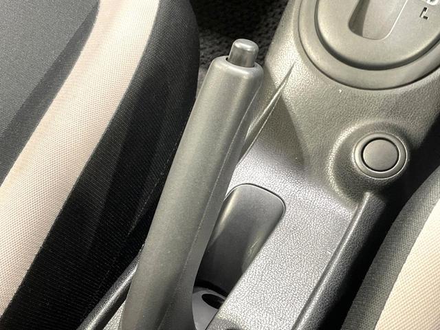 ノート X 衝突軽減 SDナビ バックカメラ ETC スマートキー コーナーセンサー アイドリングストップ 車線逸脱警報 横滑り防止装置 電動格納ミラー オートライト 純正14インチホイール 禁煙車(47枚目)