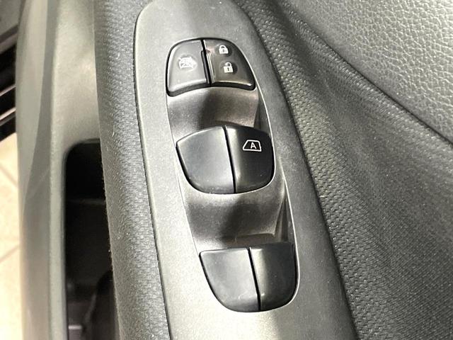 セレナ ハイウェイスターS-HVアドバンスドセーフティパック 衝突軽減 後席モニター 純正ナビ 全周囲カメラ 両側電動スライド ETC スマートキー オートエアコン クルーズコントロール 車線逸脱警報 アイドリングストップ Bluetooth再生 禁煙車(49枚目)