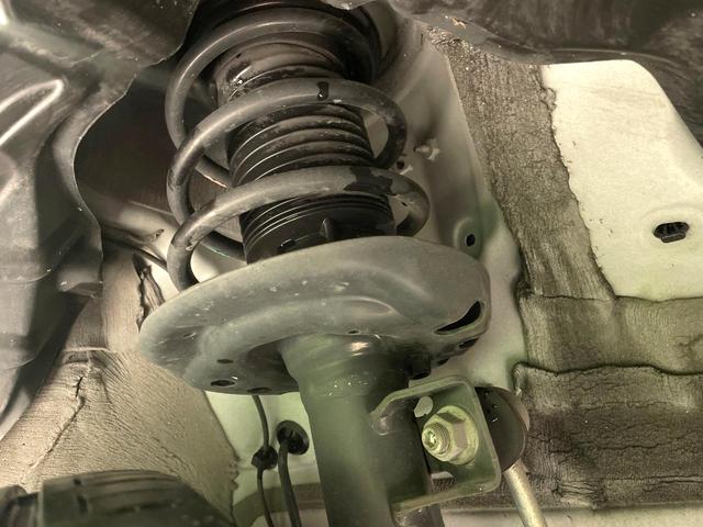 ヤリス ハイブリッドX バックカメラ AC100V電源 トヨタセーフティセンス レーダークルーズ 禁煙車 レーンキープ スマートキー ETC ディスプレイオーディオ オートハイビーム 車線逸脱警報 誤発進抑制機能(23枚目)