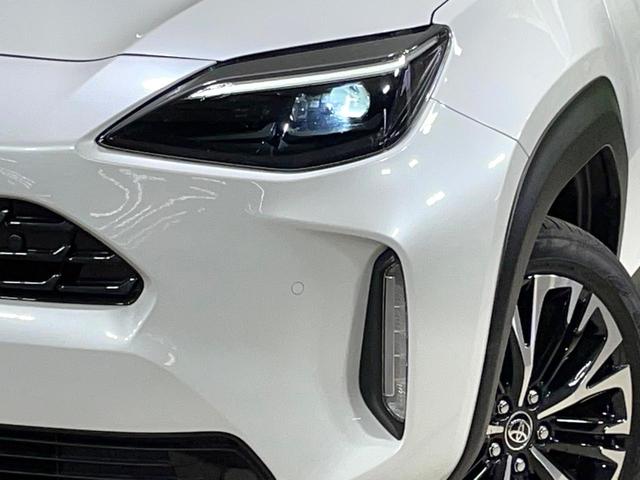 ヤリスクロス Ｚ　全周囲カメラ　トヨタセーフティセンス　レーダークルーズ　禁煙車　シートヒーター　ドラレコ　コーナーセンサー　レーンキープ　スマートキー　ＬＥＤヘッド　ディスプレイオーディオ　ステアリングヒーター（12枚目）