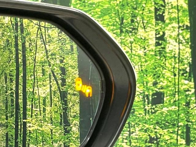 ヤリスクロス Ｚ　全周囲カメラ　トヨタセーフティセンス　レーダークルーズ　禁煙車　シートヒーター　ドラレコ　コーナーセンサー　レーンキープ　スマートキー　ＬＥＤヘッド　ディスプレイオーディオ　ステアリングヒーター（29枚目）