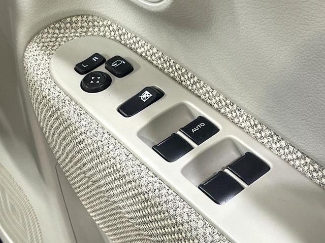 アルトラパン S 純正ナビ 衝突軽減装置 禁煙車 シートヒーター スマートキー HIDヘッドライト オートライト 14インチAW Bluetooth再生 CD再生 DVD再生 フルセグ 革巻きステアリング(51枚目)