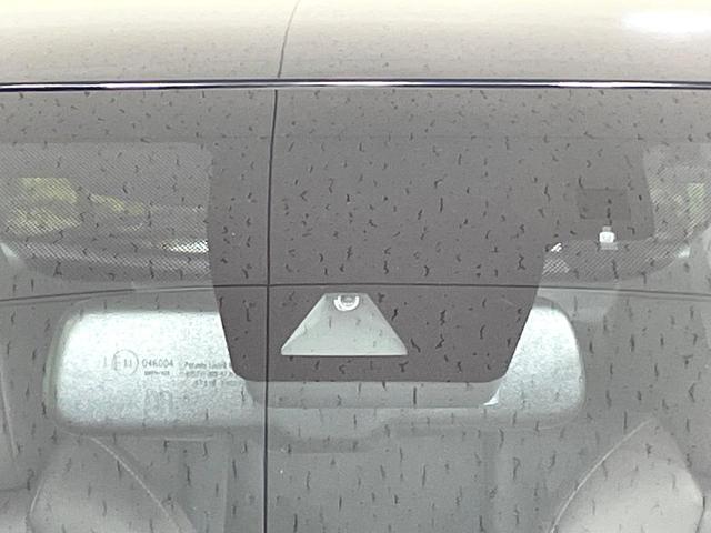 Ｃ－ＨＲ Ｇ　モデリスタフルエアロ　純正ナビ　バックカメラ　衝突被害軽減ブレーキ　禁煙車　レーダークルーズコントロール　ハーフレザーシート　シートヒーター　オートマチックハイビーム　ＥＴＣ　ドライブレコーダー（6枚目）