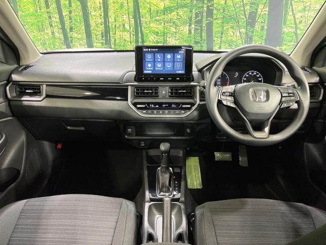 WR-V X 登録済未使用車 純正8型コネクトナビ 全周囲カメラ 衝突被害軽減装置 クリアランスソナー フルセグTV Bluetooth機能 スマートキー LEDヘッドライト オートマチックハイビーム オートライト(2枚目)