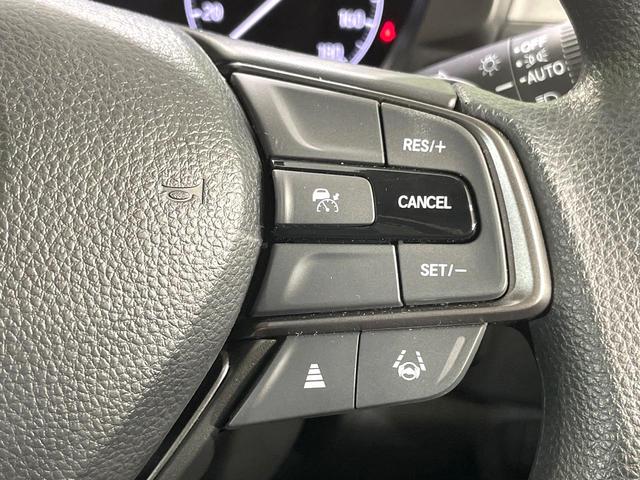 WR-V X 登録済未使用車 純正8型コネクトナビ 全周囲カメラ 衝突被害軽減装置 クリアランスソナー フルセグTV Bluetooth機能 スマートキー LEDヘッドライト オートマチックハイビーム オートライト(6枚目)